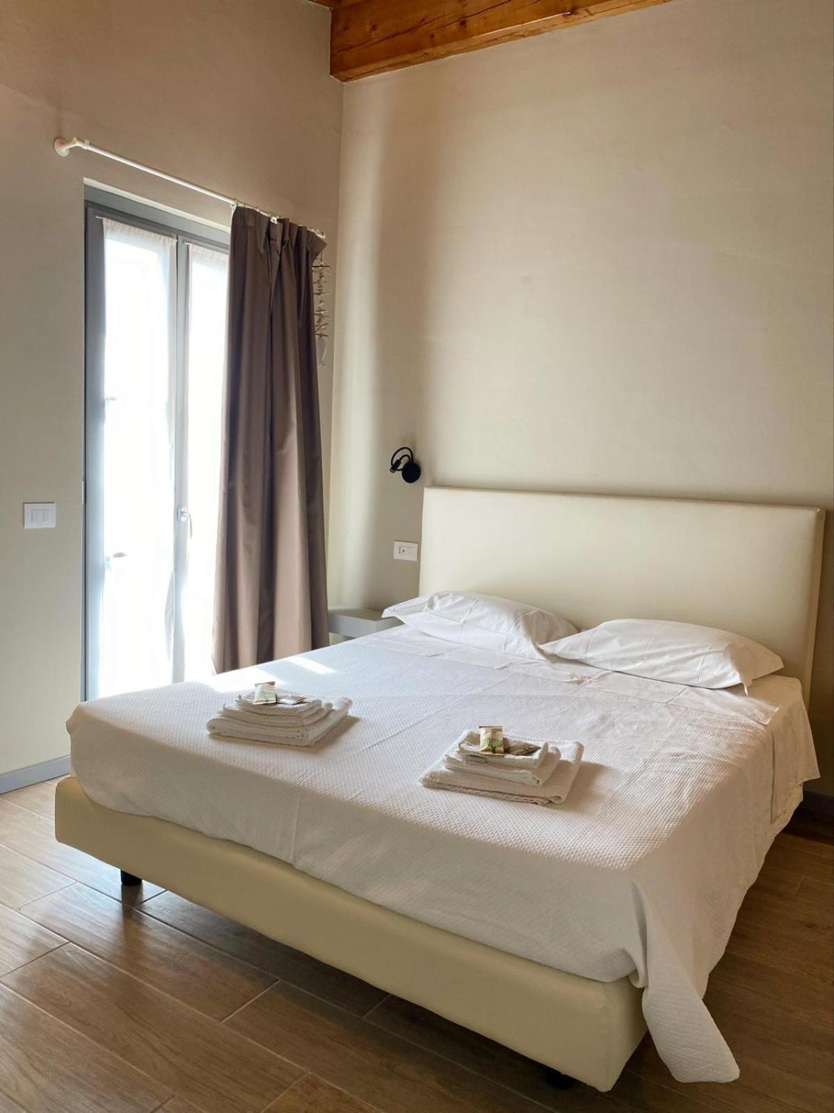 Agriturismo Cascina Carai Marone Kültér fotó