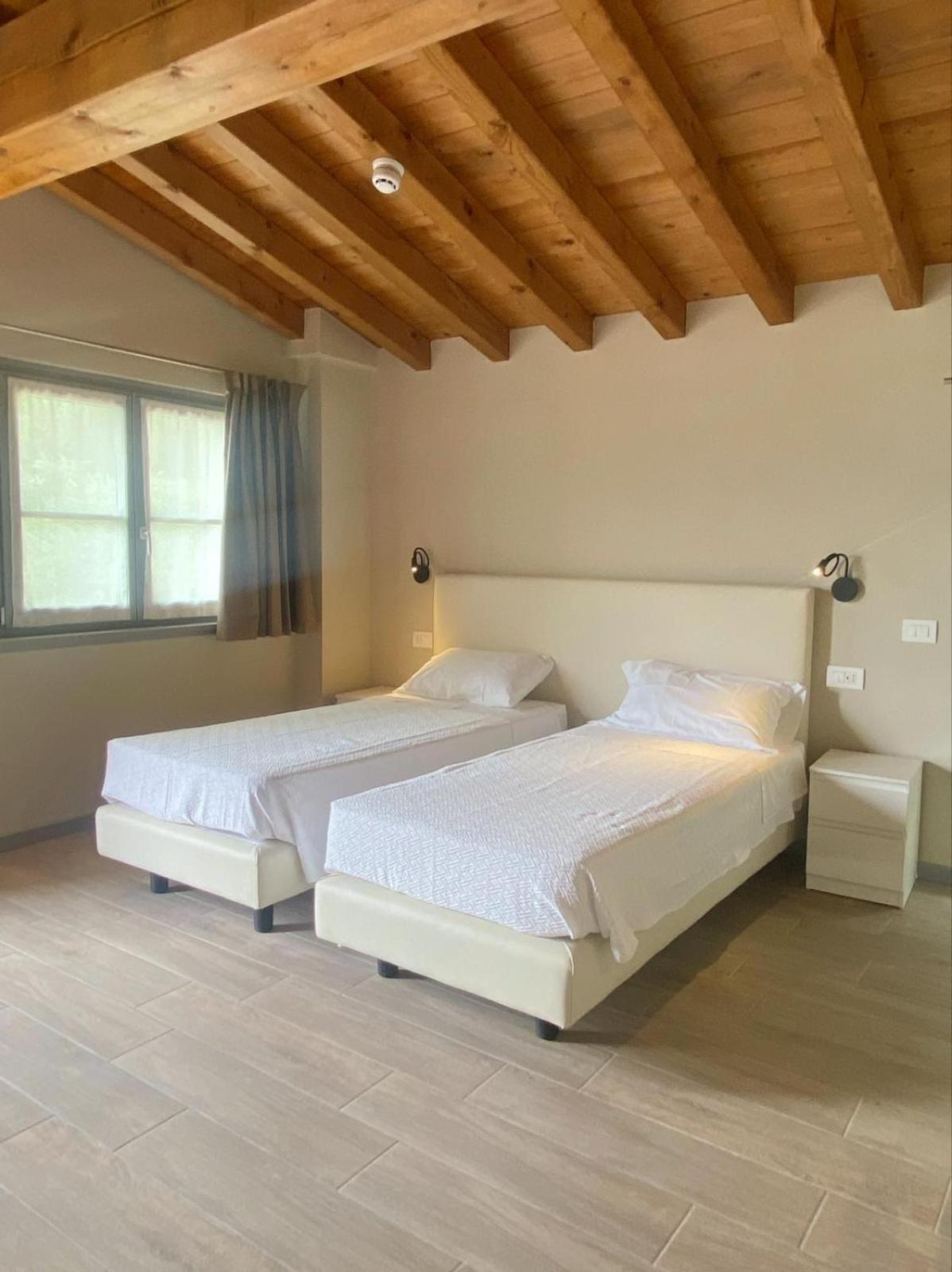 Agriturismo Cascina Carai Marone Kültér fotó