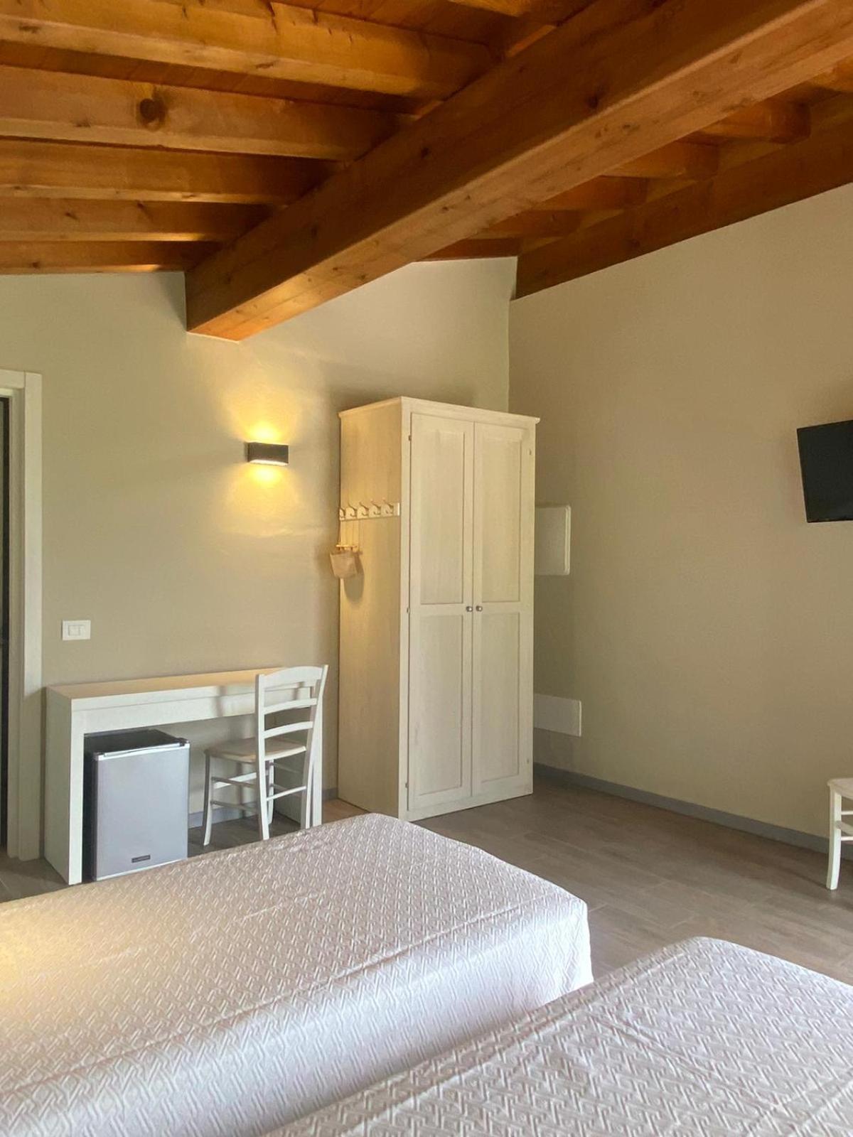 Agriturismo Cascina Carai Marone Kültér fotó