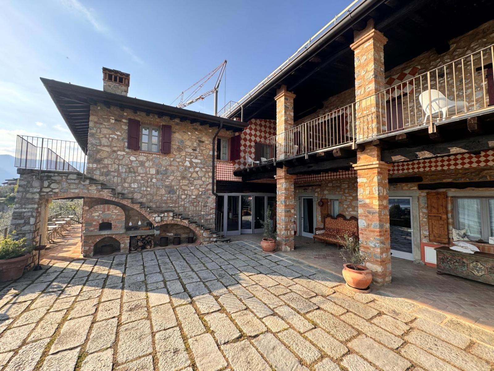 Agriturismo Cascina Carai Marone Kültér fotó