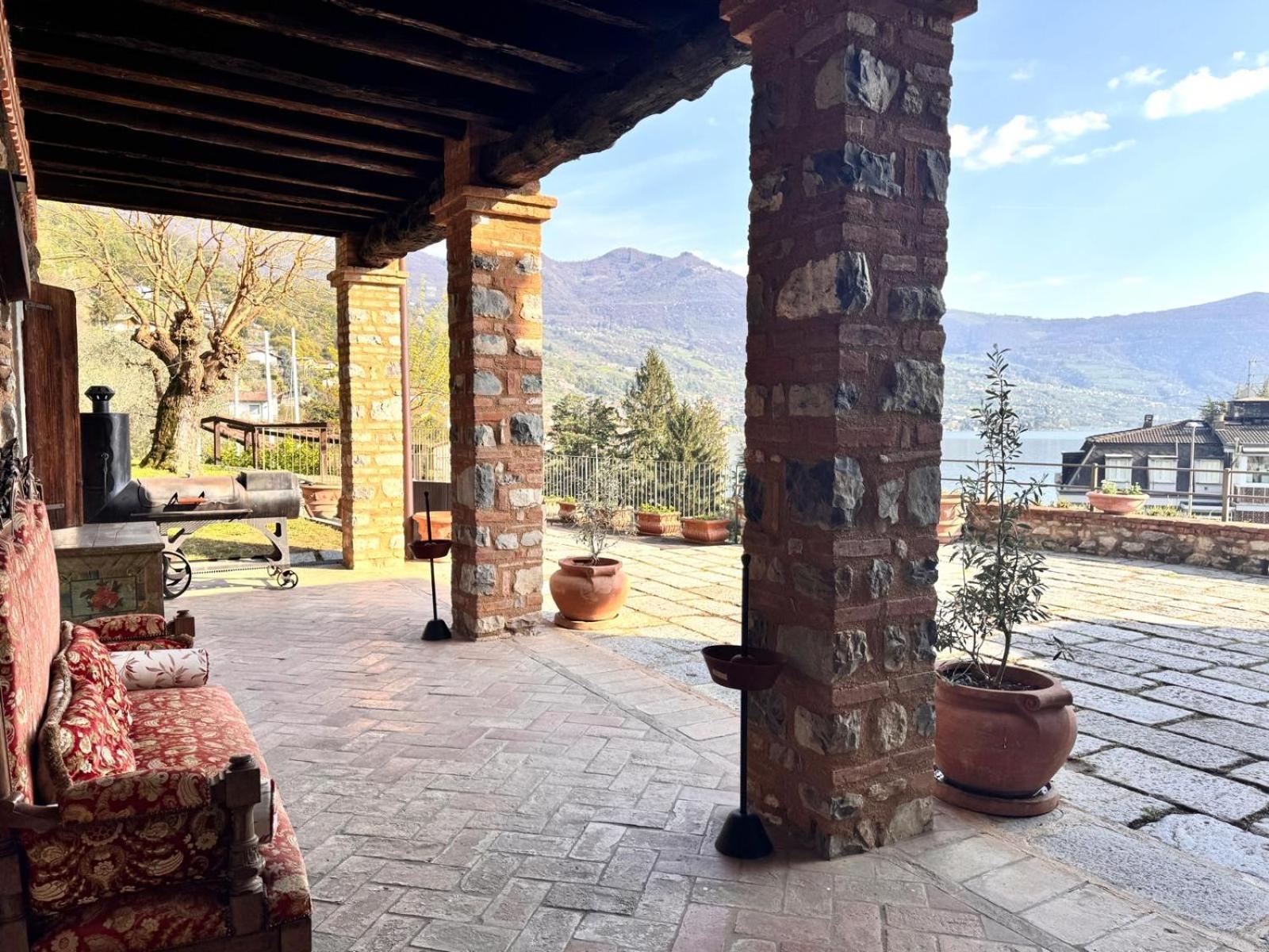 Agriturismo Cascina Carai Marone Kültér fotó