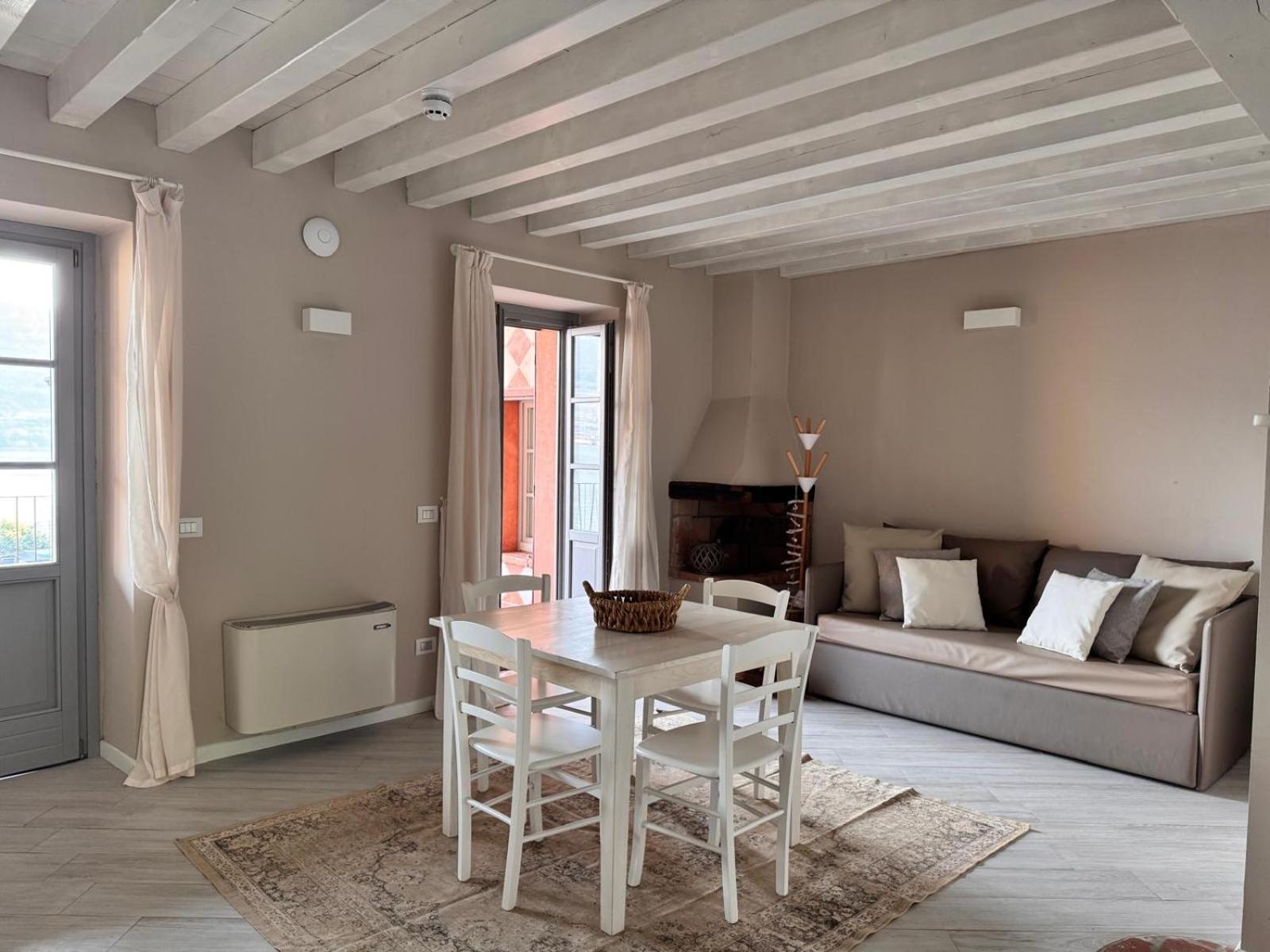 Agriturismo Cascina Carai Marone Kültér fotó